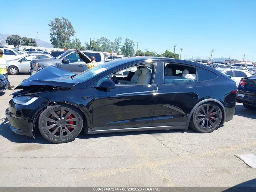 VIN 7SAXCBE65PF401430 2023 TESLA MODEL X PLAID