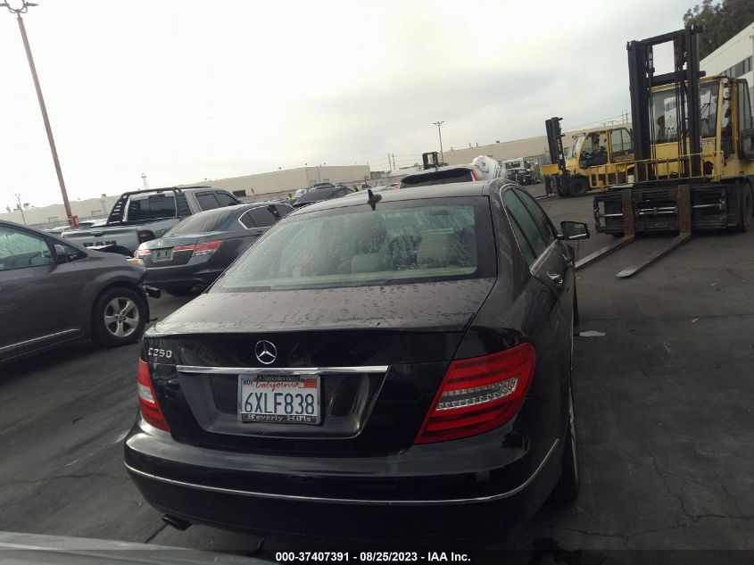 2013 MERCEDES-BENZ C-CLASS C 250 - WDDGF4HB3DF965227