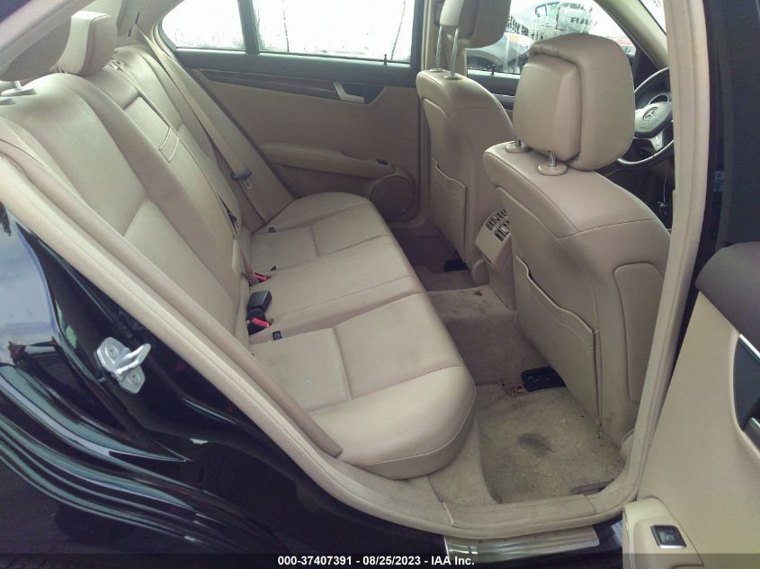 2013 MERCEDES-BENZ C-CLASS C 250 - WDDGF4HB3DF965227
