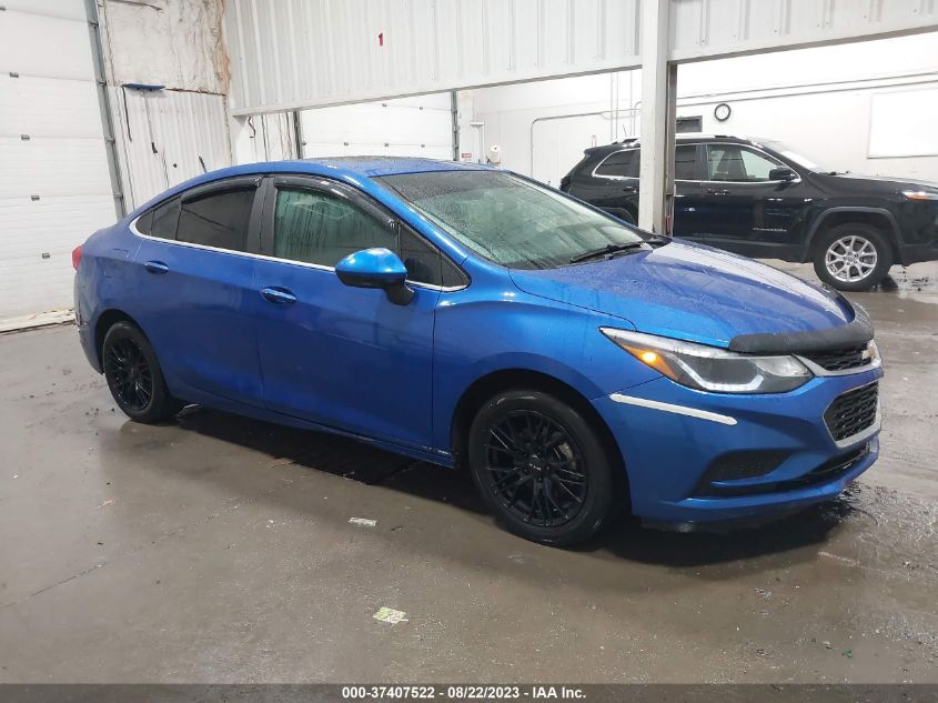 2018 CHEVROLET CRUZE LT - 1G1BE5SM3J7131383