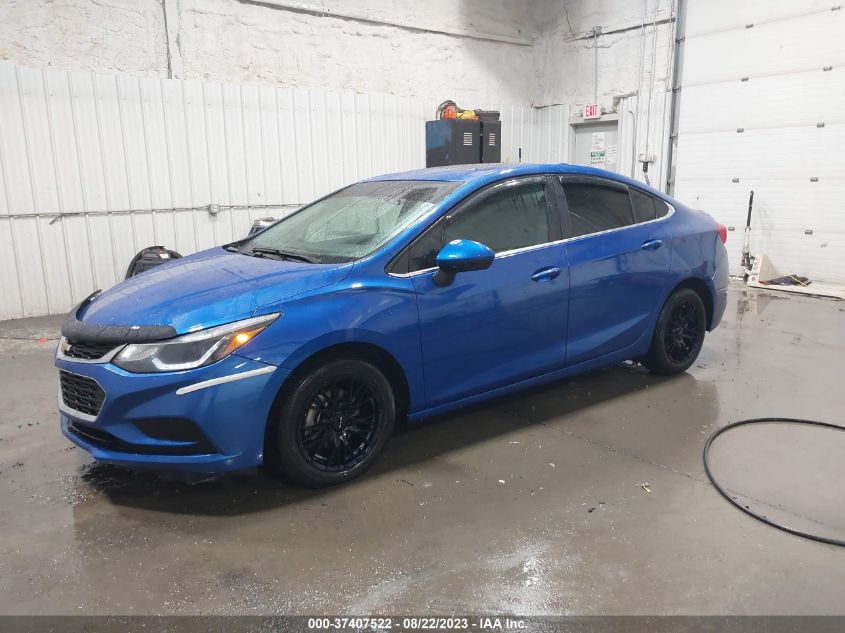 2018 CHEVROLET CRUZE LT - 1G1BE5SM3J7131383