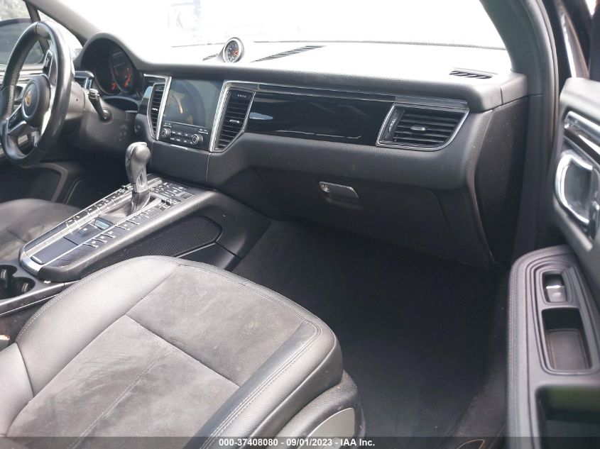 2017 PORSCHE MACAN - WP1AA2A56HLB02872
