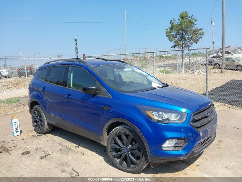 2017 FORD ESCAPE SE - 1FMCU0GD0HUA57874