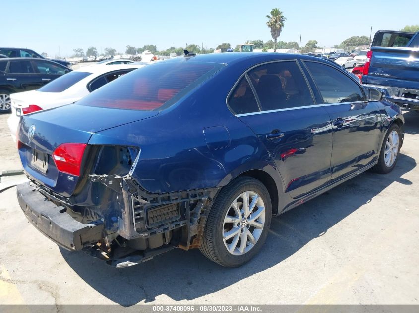 2014 VOLKSWAGEN JETTA SEDAN SE W/CONNECTIVITY - 3VWD17AJ5EM322259