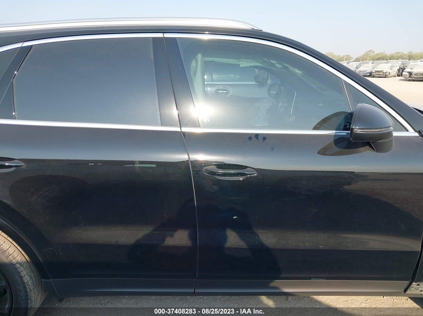 VIN WP1AB2AY9KDA65650 2019 PORSCHE CAYENNE S