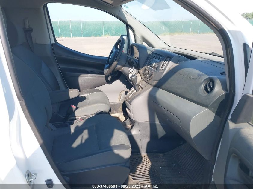 2015 NISSAN NV200 S - 3N6CM0KN6FK712151