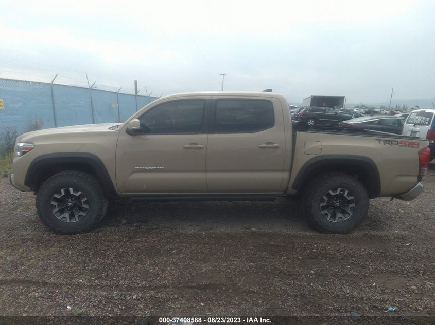VIN 3TMCZ5AN4HM107569 2017 TOYOTA TACOMA SR5/TRD SPORT