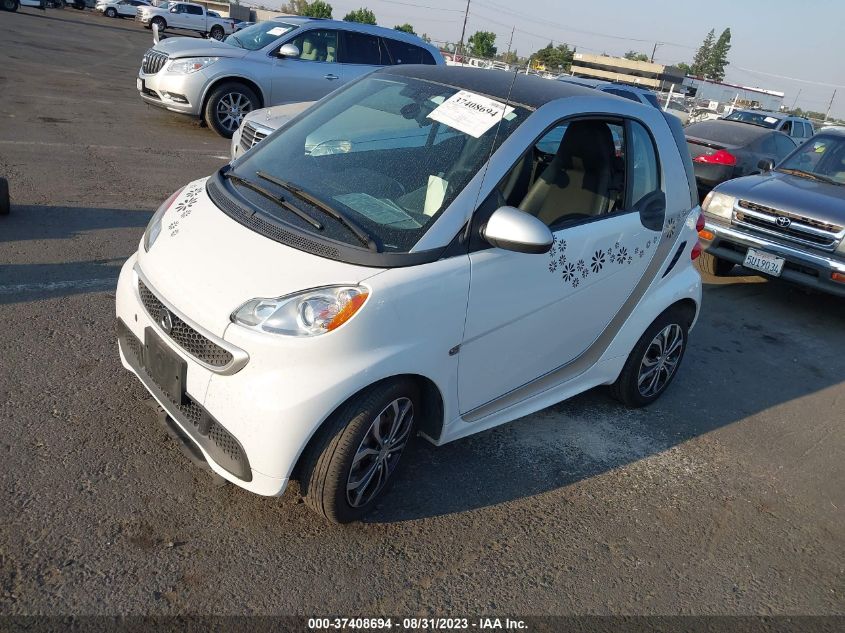 2015 SMART FORTWO PASSION/PURE - WMEEJ3BA3FK806682