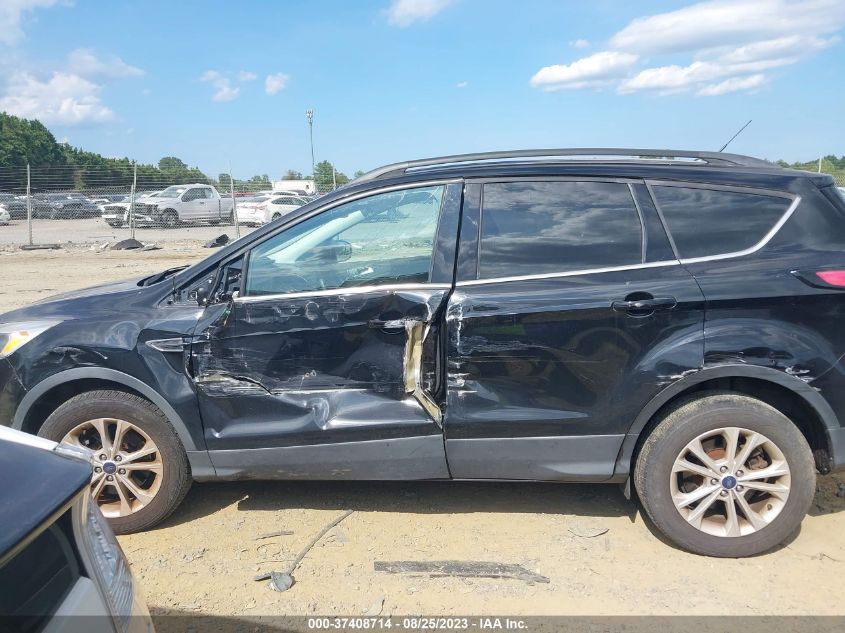 2018 FORD ESCAPE SE - 1FMCU9GD3JUA39900