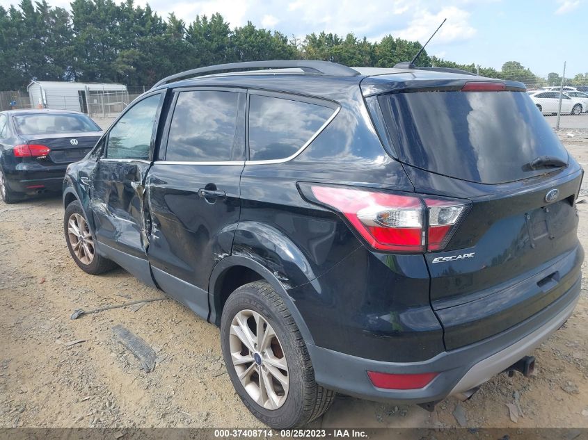 2018 FORD ESCAPE SE - 1FMCU9GD3JUA39900