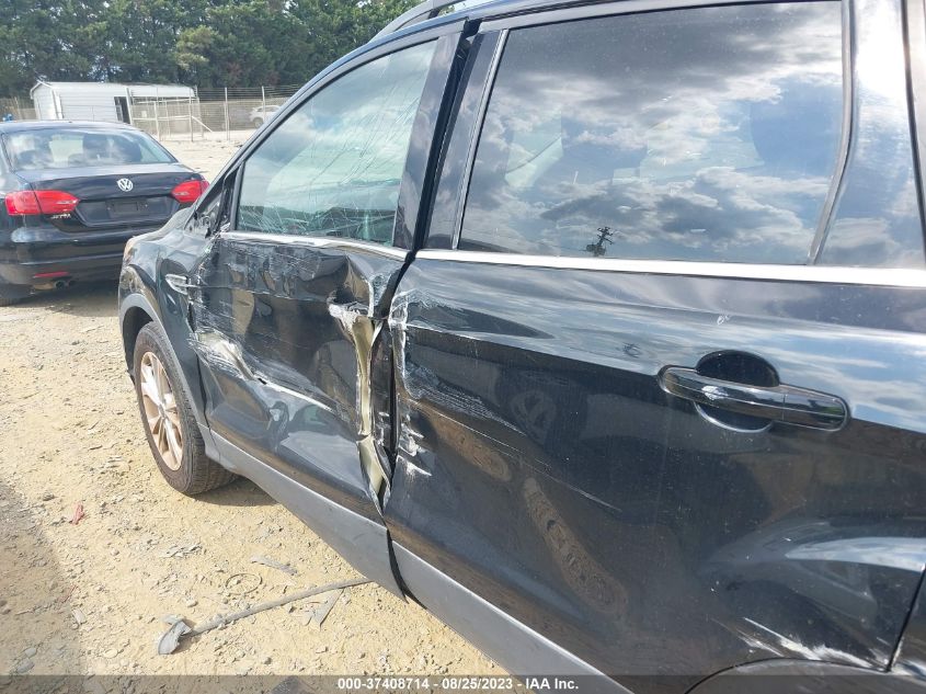 2018 FORD ESCAPE SE - 1FMCU9GD3JUA39900