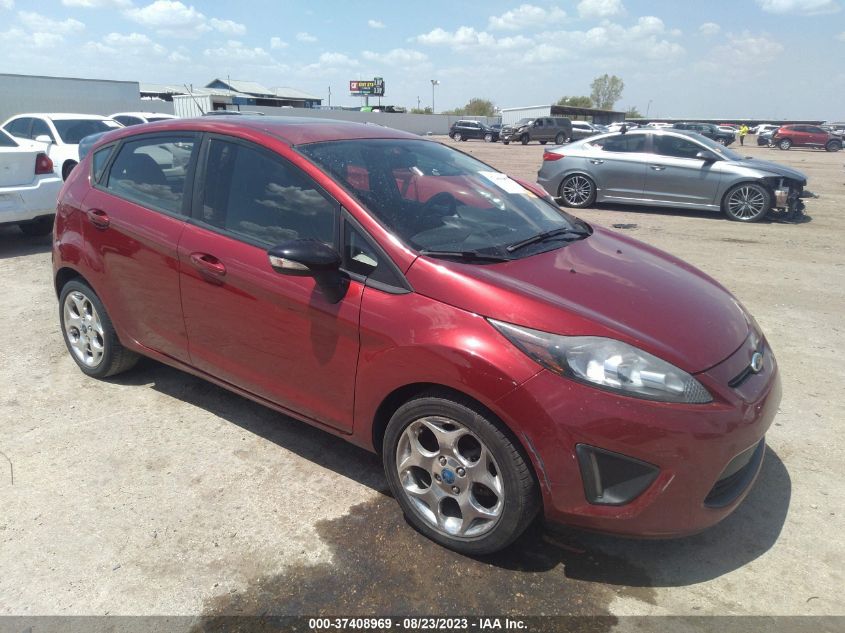 2013 FORD FIESTA TITANIUM - 3FADP4FJ8DM142402
