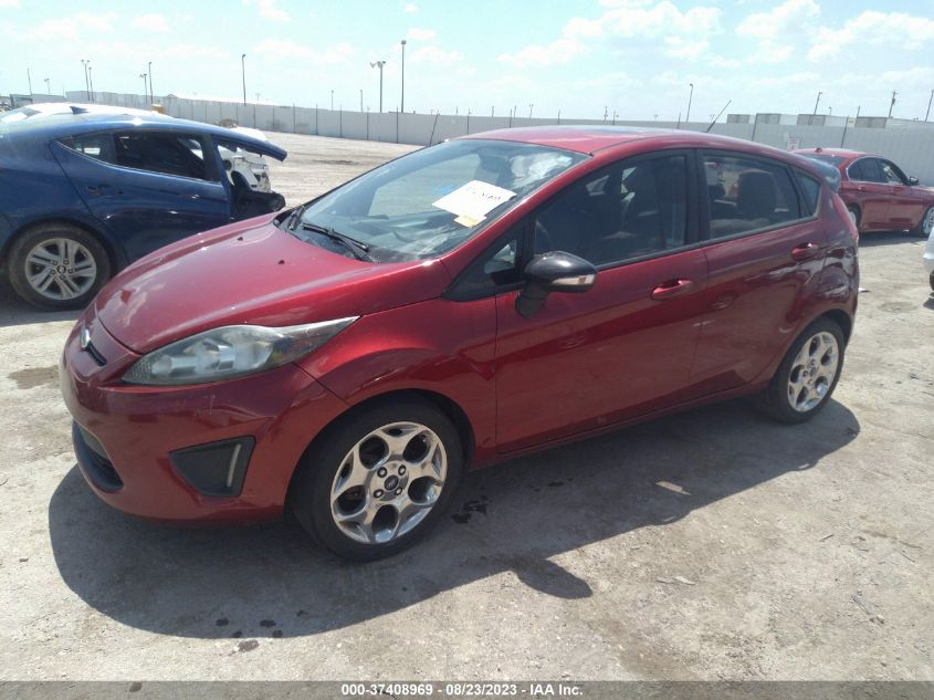 2013 FORD FIESTA TITANIUM - 3FADP4FJ8DM142402