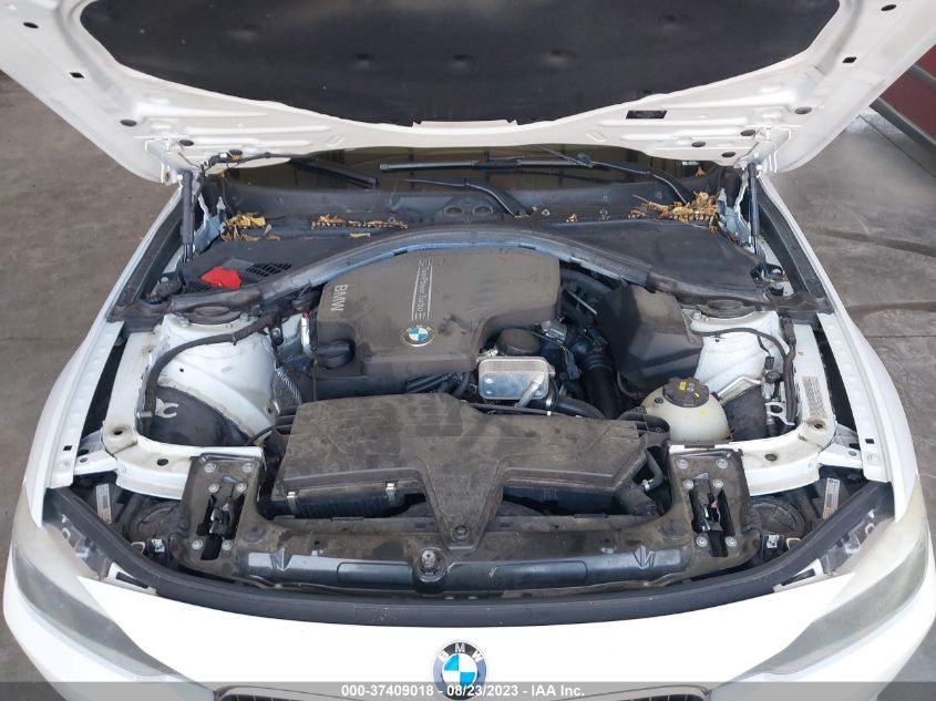 2014 BMW 3 SERIES 320I XDRIVE - WBA3C3G53ENS71732