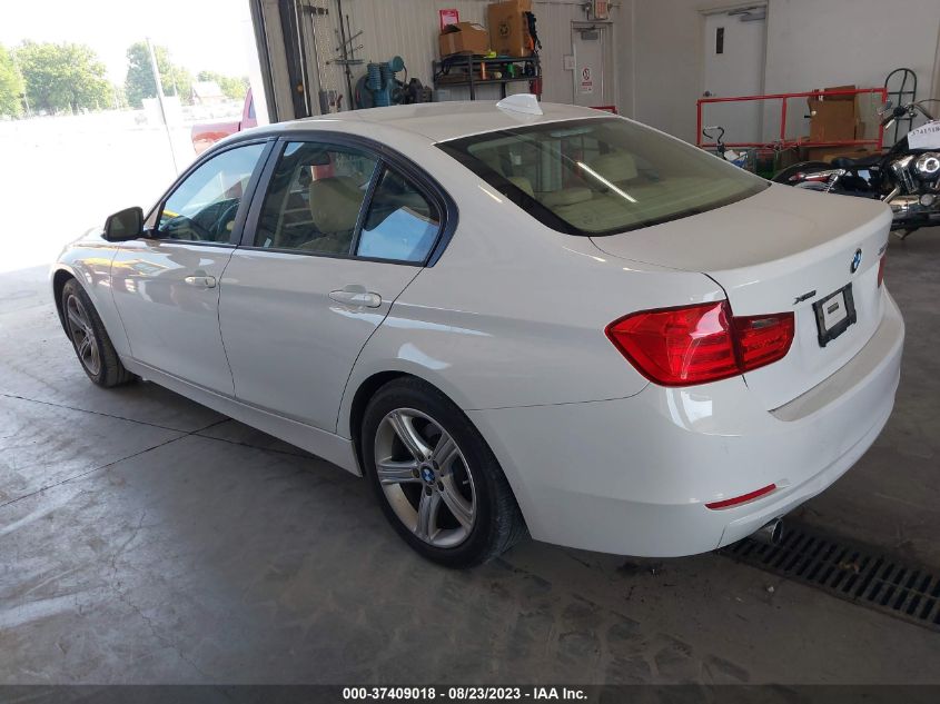 2014 BMW 3 SERIES 320I XDRIVE - WBA3C3G53ENS71732