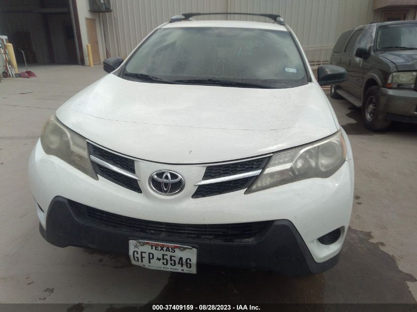 2015 TOYOTA RAV4 LE - JTMZFREV8FJ050291