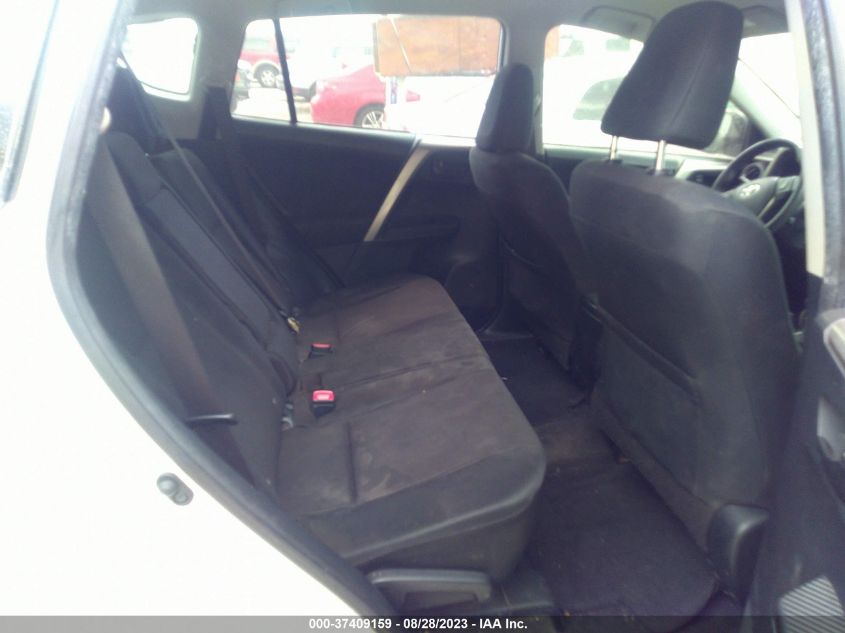 2015 TOYOTA RAV4 LE - JTMZFREV8FJ050291