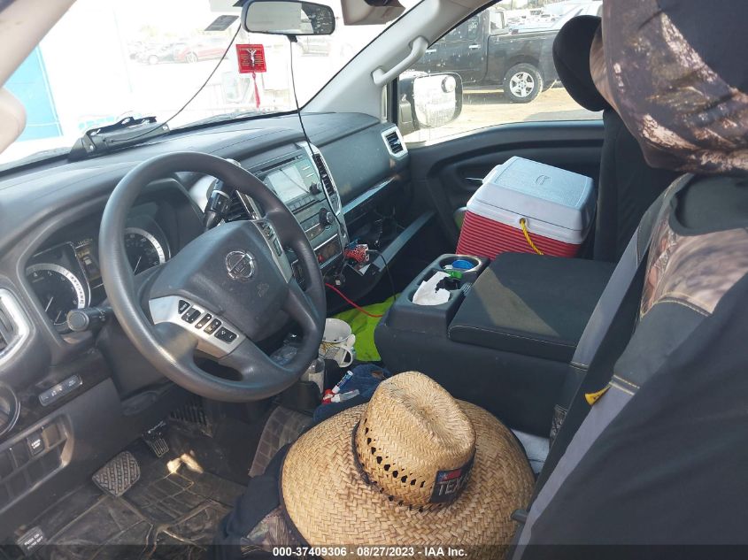 2017 NISSAN TITAN SV - 1N6AA1R7XHN535212