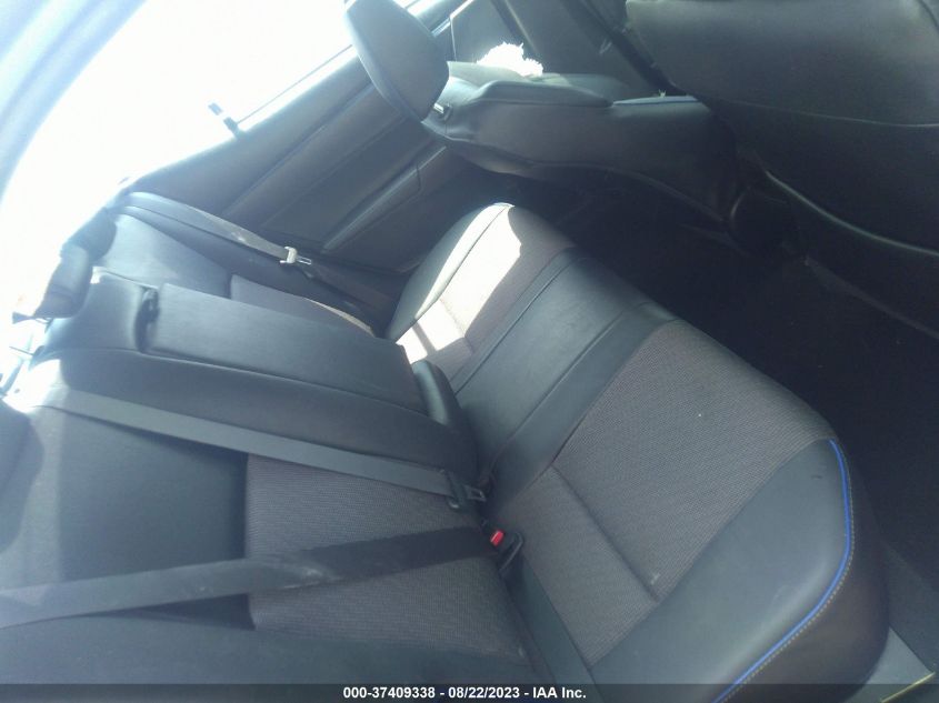 2018 TOYOTA COROLLA L/LE/XLE/SE/XSE - 5YFBURHE2JP822579
