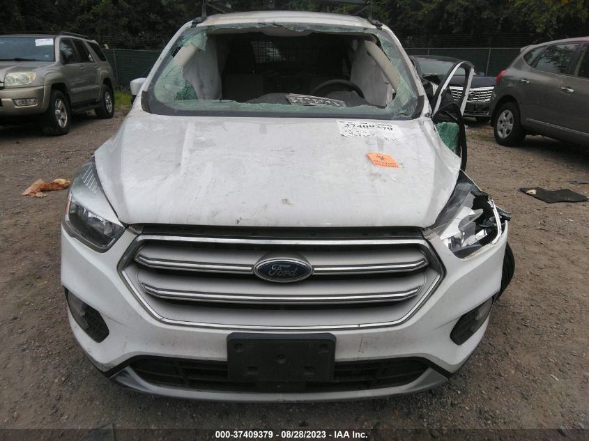 2018 FORD ESCAPE SE - 1FMCU0GD5JUD61143