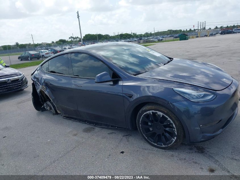 5YJYGDEE7MF198352 Tesla Model Y LONG RANGE