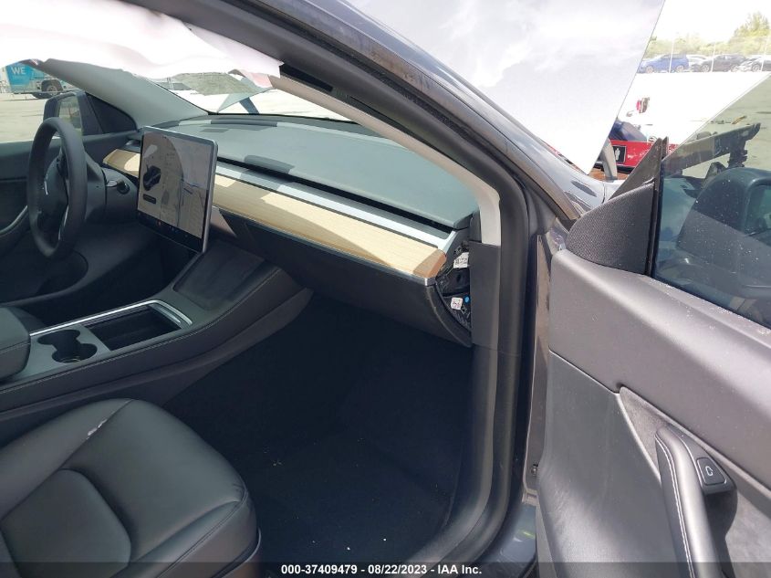 VIN 5YJYGDEE7MF198352 2021 TESLA MODEL Y LONG RANGE