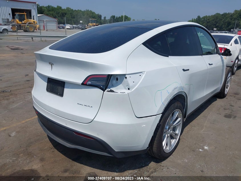 VIN 5YJYGDEE8MF109243 2021 TESLA MODEL Y LONG RANGE