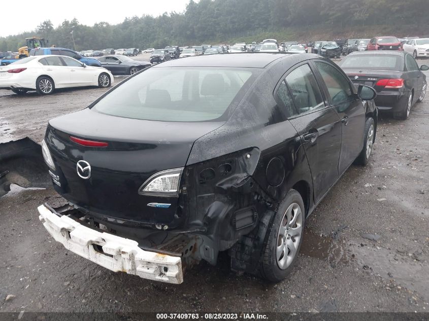 2013 MAZDA MAZDA3 I SPORT - JM1BL1U87D1701477