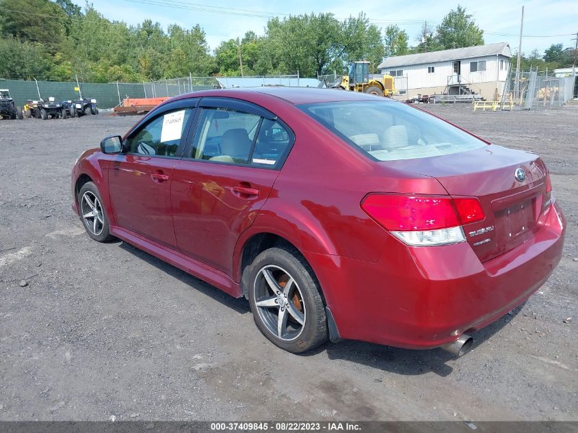 2014 SUBARU LEGACY 2.5I - 4S3BMBA69E3017834