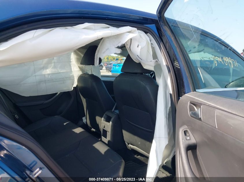 2018 VOLKSWAGEN JETTA 1.4T - 3VWDB7AJ3JM238450