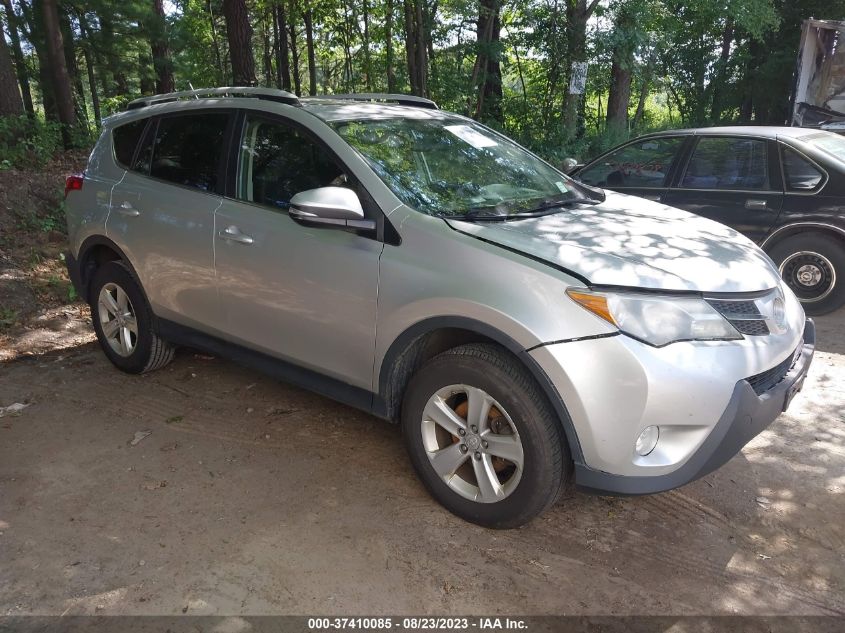 2013 TOYOTA RAV4 XLE - JTMRFREV8D5009942