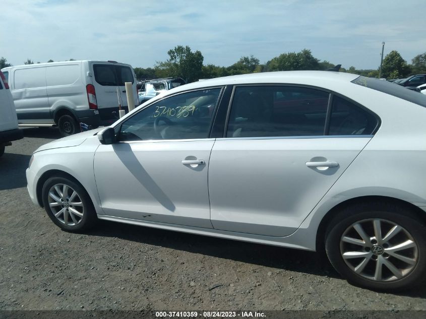 2014 VOLKSWAGEN JETTA SEDAN SE W/CONNECTIVITY - 3VWD17AJXEM361283