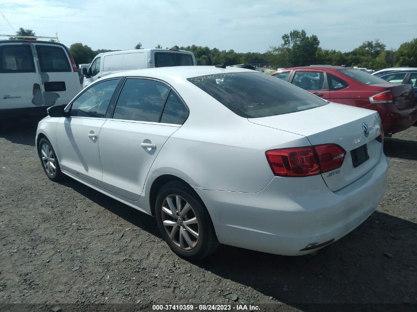 2014 VOLKSWAGEN JETTA SEDAN SE W/CONNECTIVITY - 3VWD17AJXEM361283