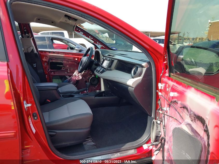 2015 TOYOTA RAV4 LE - JTMZFREV7FJ052145