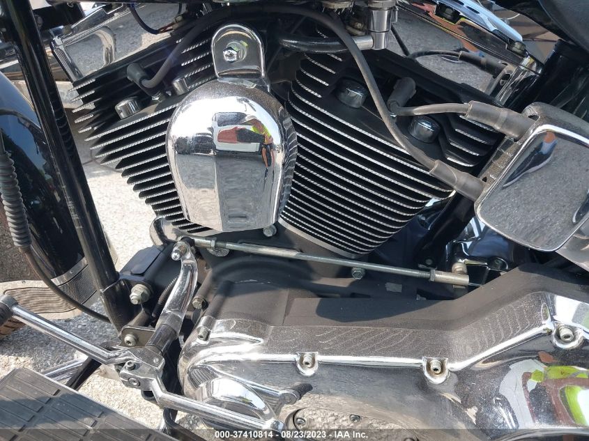 2002 HARLEY-DAVIDSON FLSTCI 1HD1BWB162Y011756