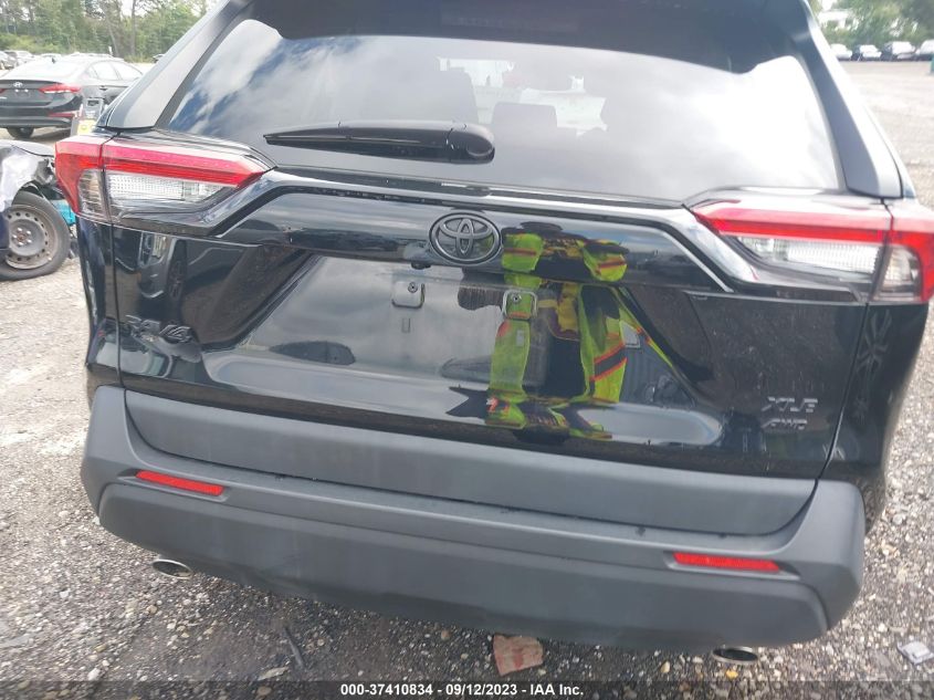 2022 TOYOTA RAV4 XLE - 2T3P1RFVXNC263829