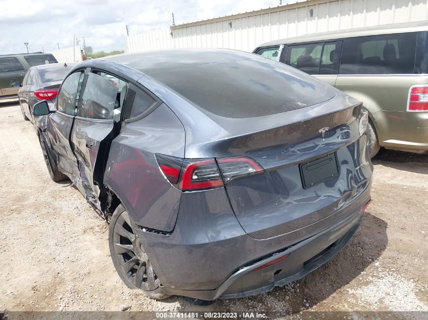 7SAYGDEE0PA153600 Tesla Model Y LONG RANGE 3