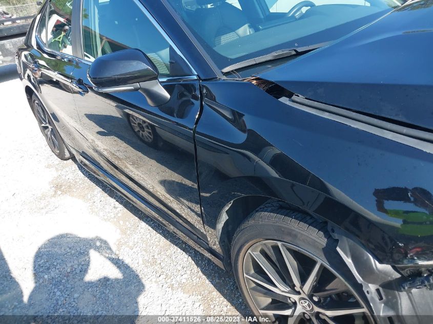 2022 TOYOTA CAMRY SE - 4T1T11AK8NU677289