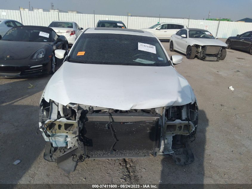 2016 ACURA ILX W - 19UDE2F71GA018404