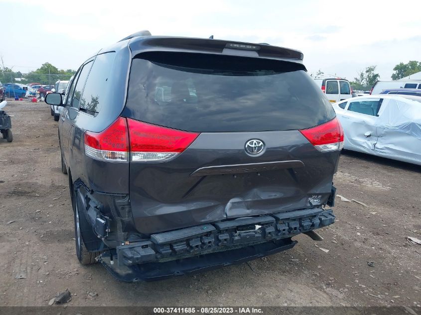 5TDDK3DC0ES073827 2014 TOYOTA SIENNA, photo no. 6