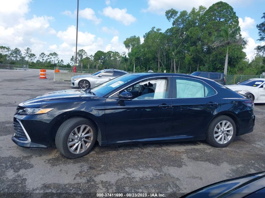 2021 TOYOTA CAMRY LE - 4T1C11AK3MU451689