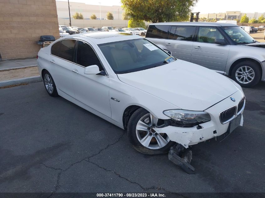 2013 BMW 5 SERIES 528I - WBAXG5C5XDD233541