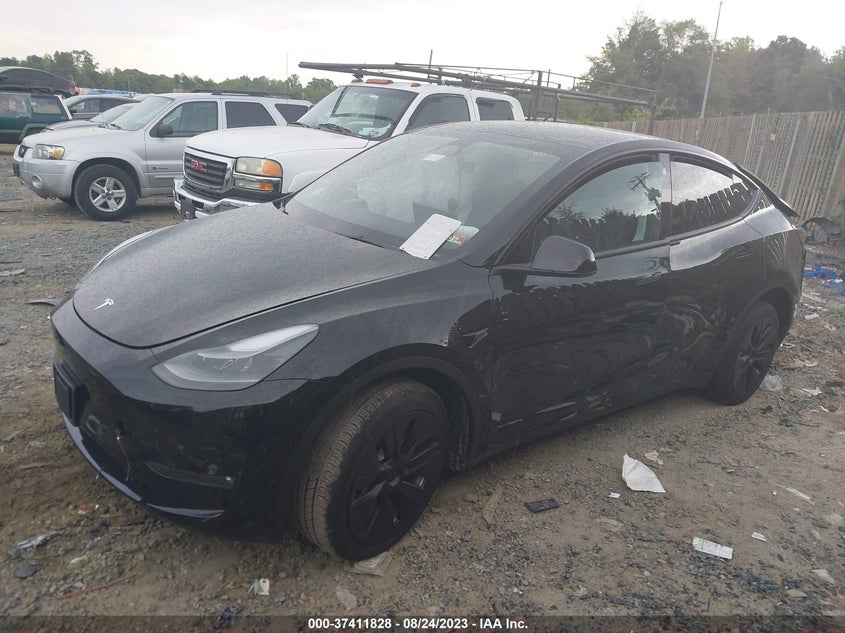VIN 7SAYGDEE6PF706611 2023 TESLA MODEL Y LONG RANGE