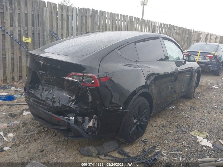 VIN 7SAYGDEE6PF706611 2023 TESLA MODEL Y LONG RANGE