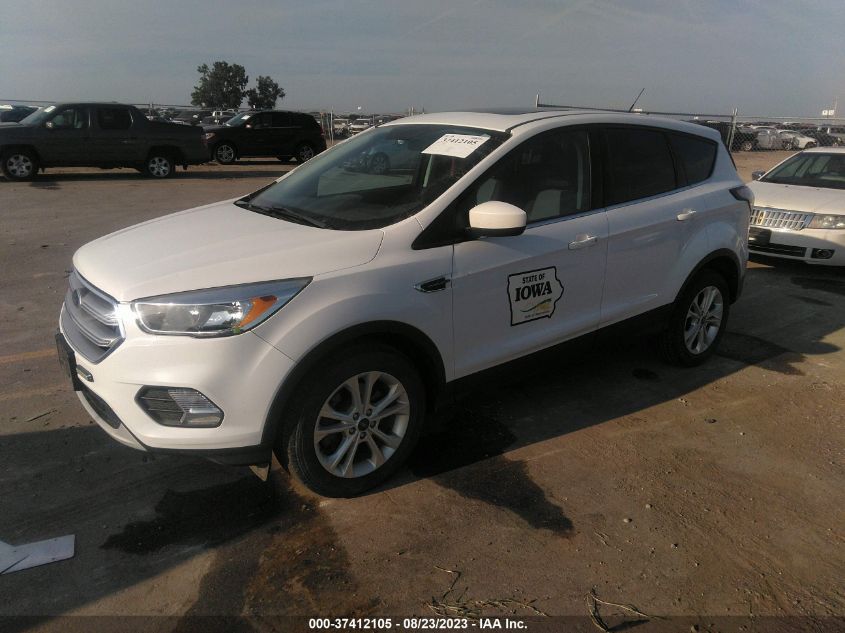 1FMCU9GD6HUD43961 2017 FORD ESCAPE, photo no. 2