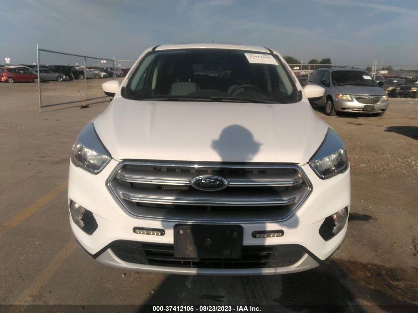 2017 FORD ESCAPE SE - 1FMCU9GD6HUD43961