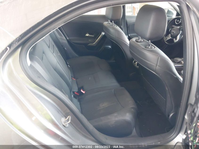 2019 MERCEDES-BENZ A 220 WDD3G4EB1KW026235