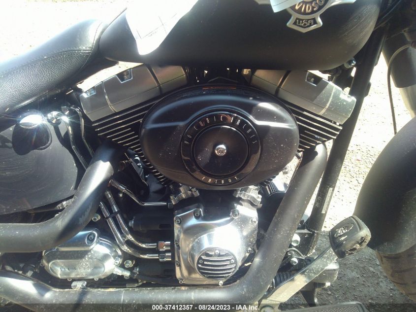 2010 HARLEY-DAVIDSON FLSTFB 1HD1JN515AB043480