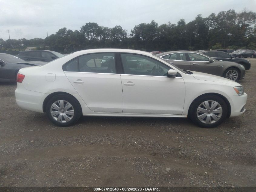 2013 VOLKSWAGEN JETTA SEDAN SE - 3VWDP7AJ7DM356457