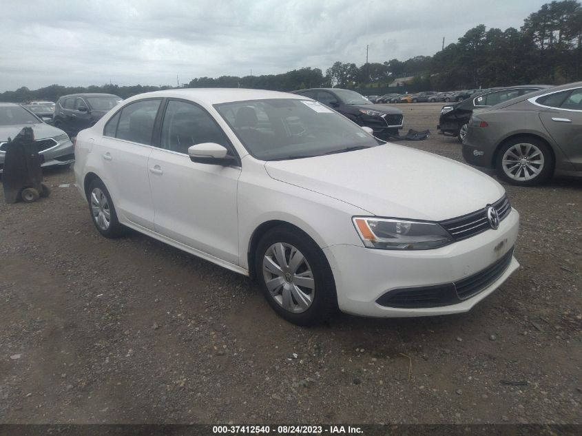 2013 VOLKSWAGEN JETTA SEDAN SE - 3VWDP7AJ7DM356457